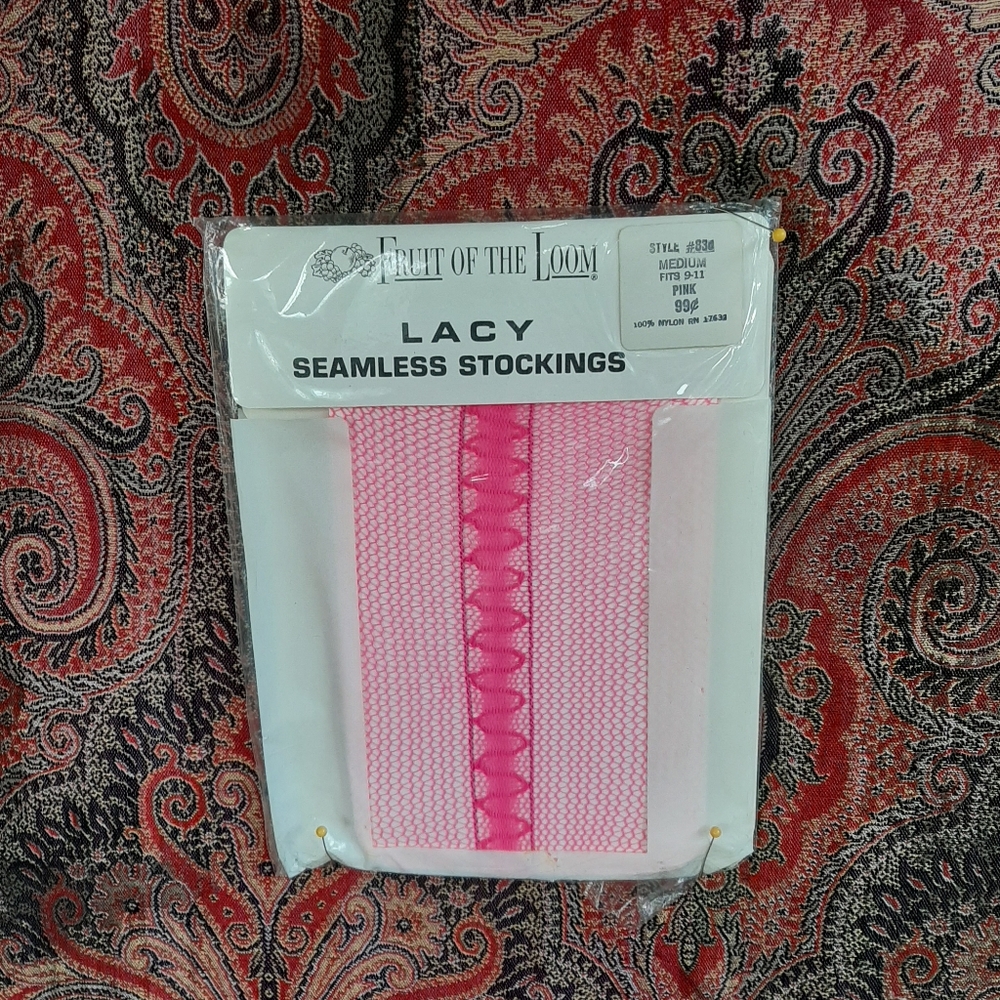 Vintage 1960s DS pink mod fishnet stockings 9 11